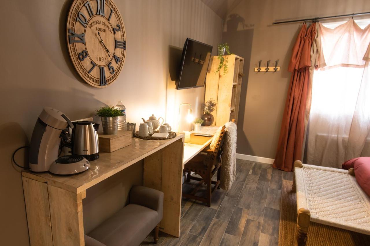 J&J Room - Hebergement D'Exception Pres De Provins! Le Bas Courton Экстерьер фото